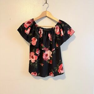 Wilfred Floral Off-Shoulder Black Top